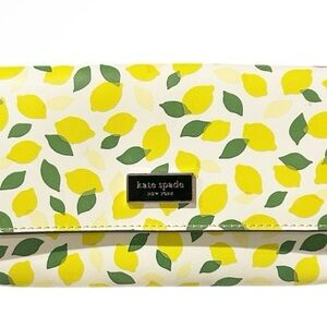 kate spade
Kate Spade Lemon Toss Belt Bag